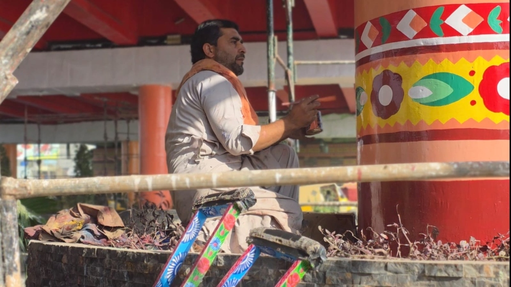 From trucks to teapots: How a Peshawar artist refused to fall